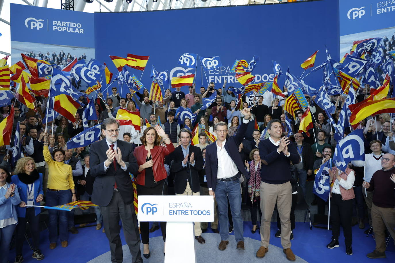 Fotos: Así ha sido la clausura del acto del PP celebrado este fin de semana en Valencia