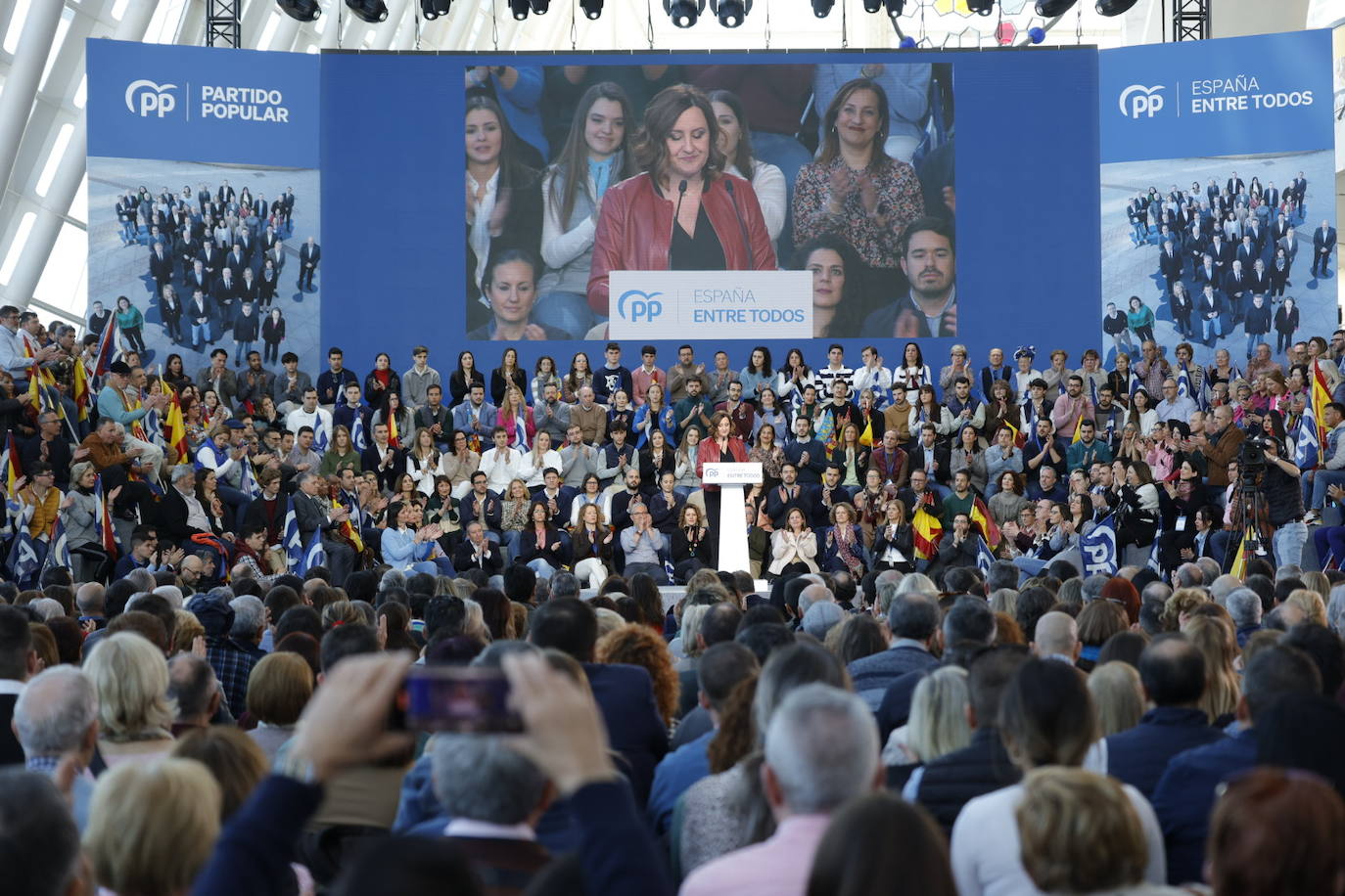 Fotos: Así ha sido la clausura del acto del PP celebrado este fin de semana en Valencia