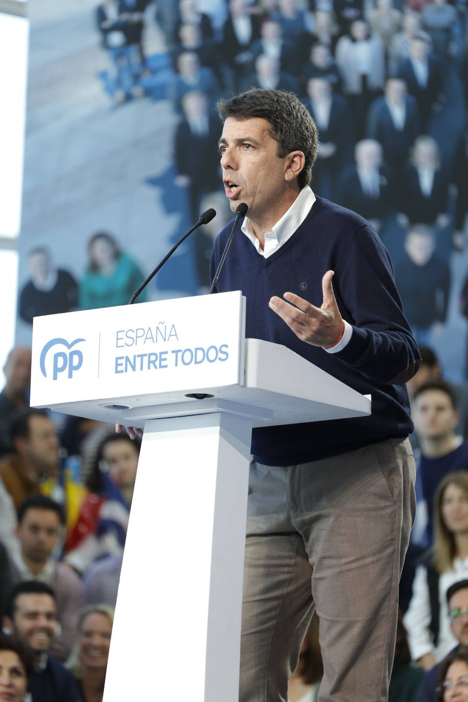 Fotos: Así ha sido la clausura del acto del PP celebrado este fin de semana en Valencia