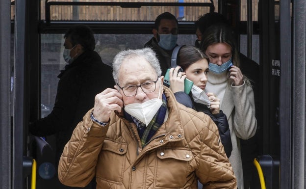 Las empresas del textil valenciano dejan de fabricar mascarillas