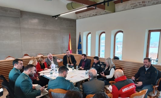 Momento de la reunión para el dispositivo de seguridad del Carnaval. 