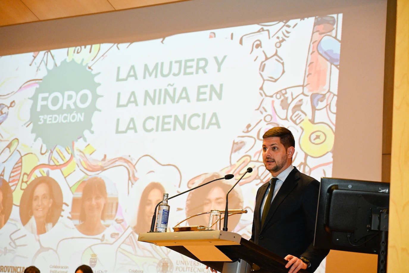 Foro de la Mujer y la Niña en la Ciencia en Valencia