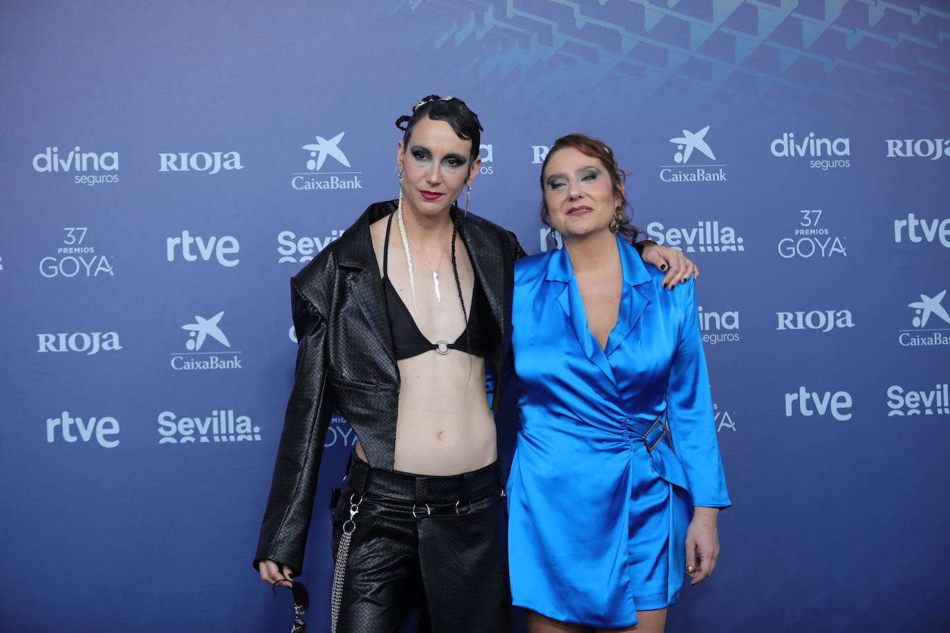 Paloma Paeñarubia y Vanesa Benítez