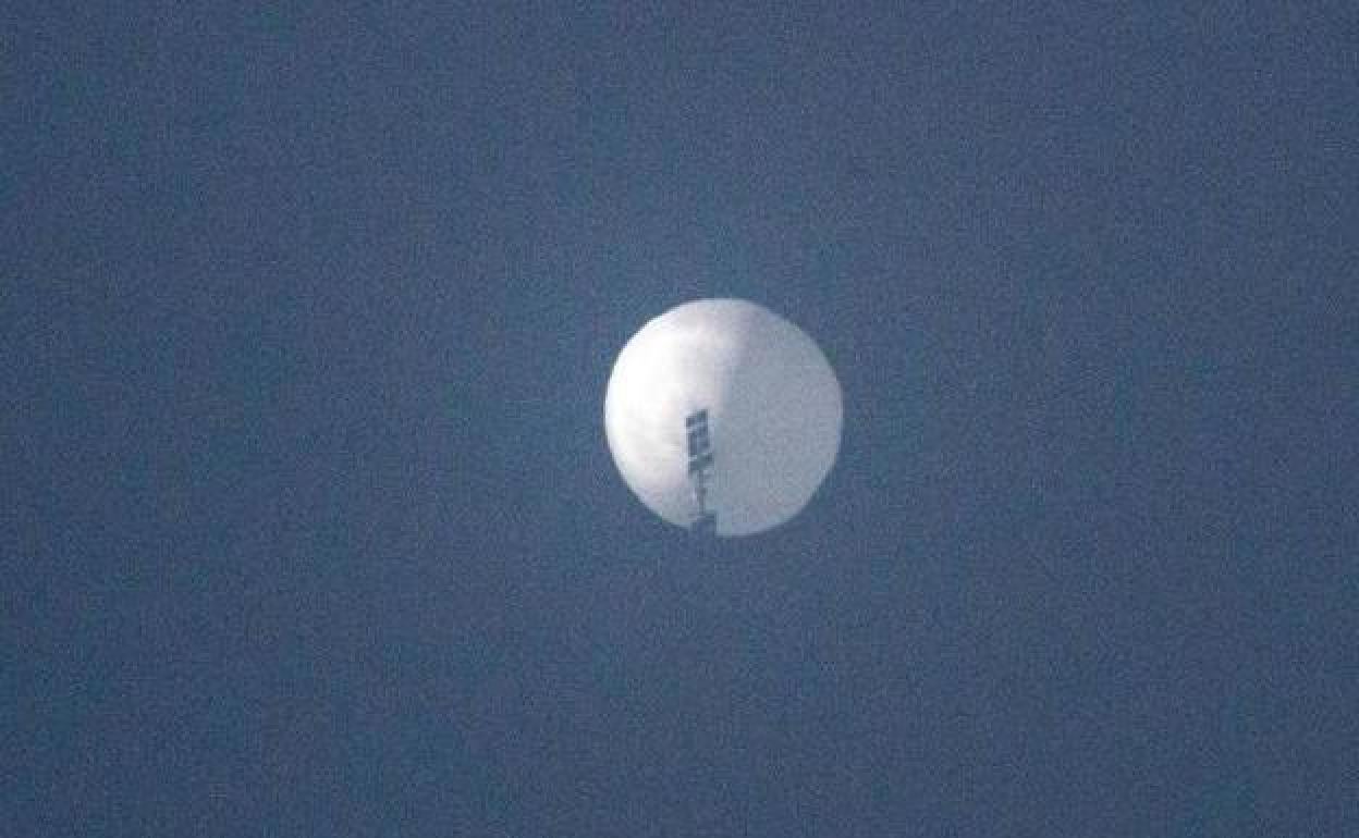 El primer objeto volador que detectó EE UU, y que identificó como un globo-espía chino, apareció a principios de mes