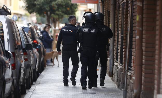 Dispositivo policial en Alaquàs. 