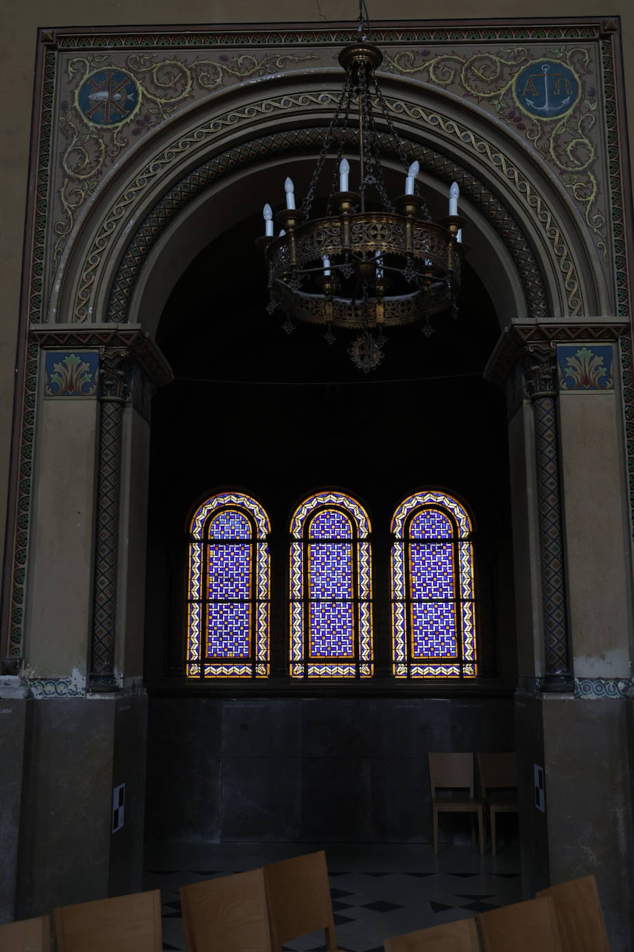 Fotos: Así es la vidriera más grande de Valencia, en la Iglesia de Jesuitas