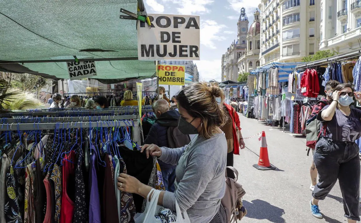 Vuelve este domingo a Valencia el mercadillo todo a 1 euro