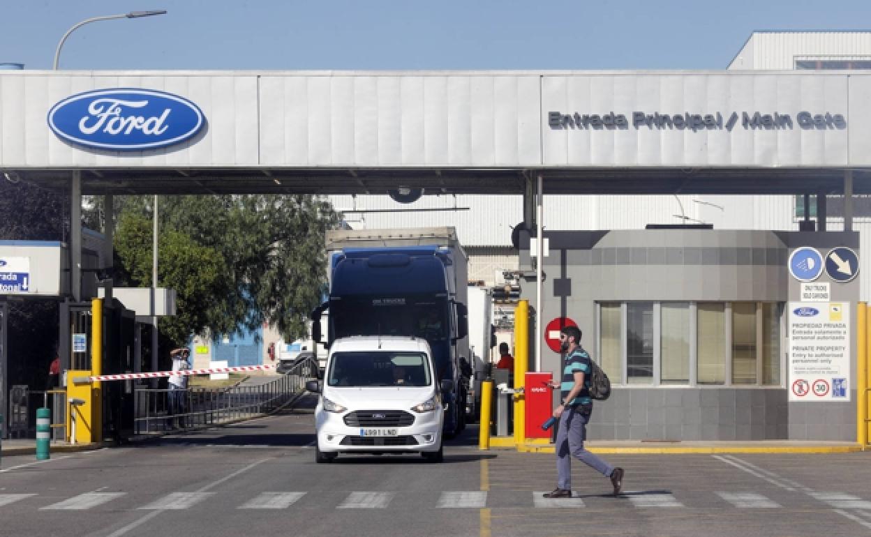 Ford Valencia: elecciones sindicales | Los trabajadores de Ford Almussafes dan la victoria sindical a UGT