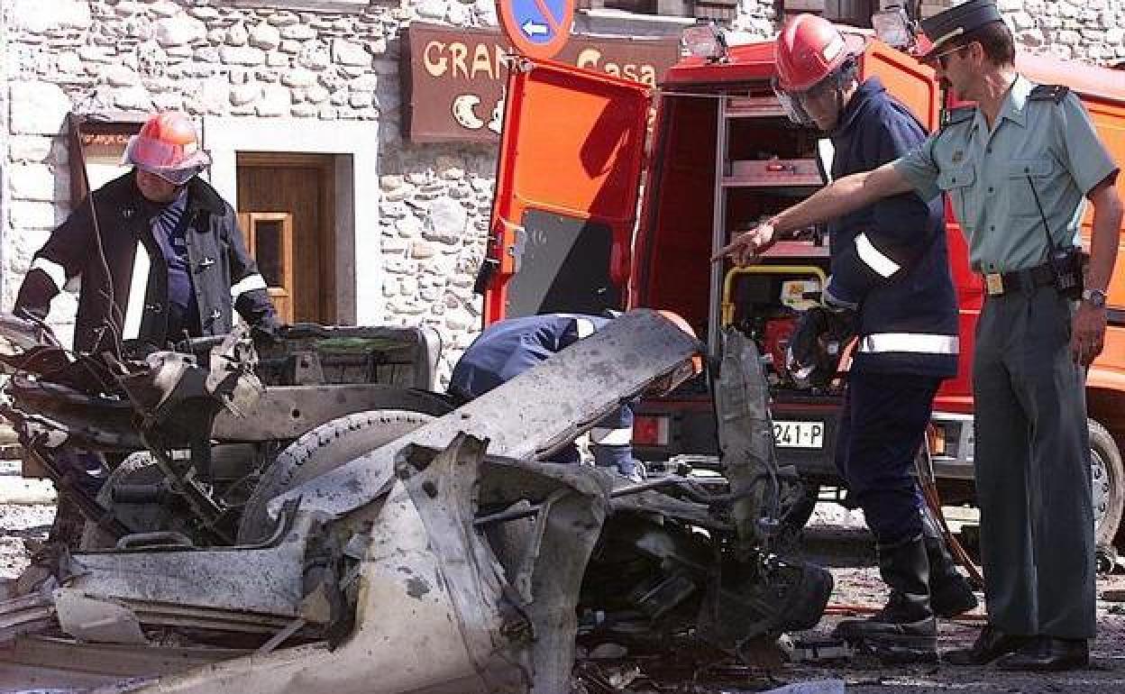 Atentado en la localidad oscense de Sallent de Gállego en 2000, origen de la querella