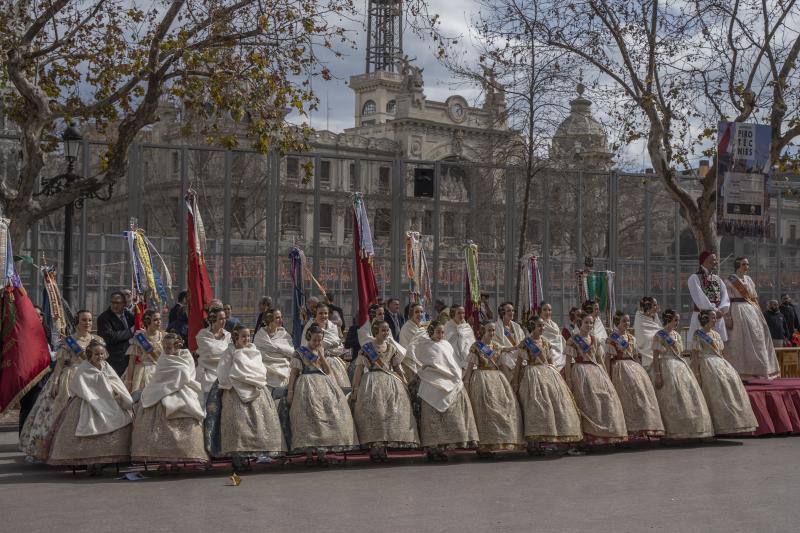 Fotos: Primera mascletà de las Fallas 2023