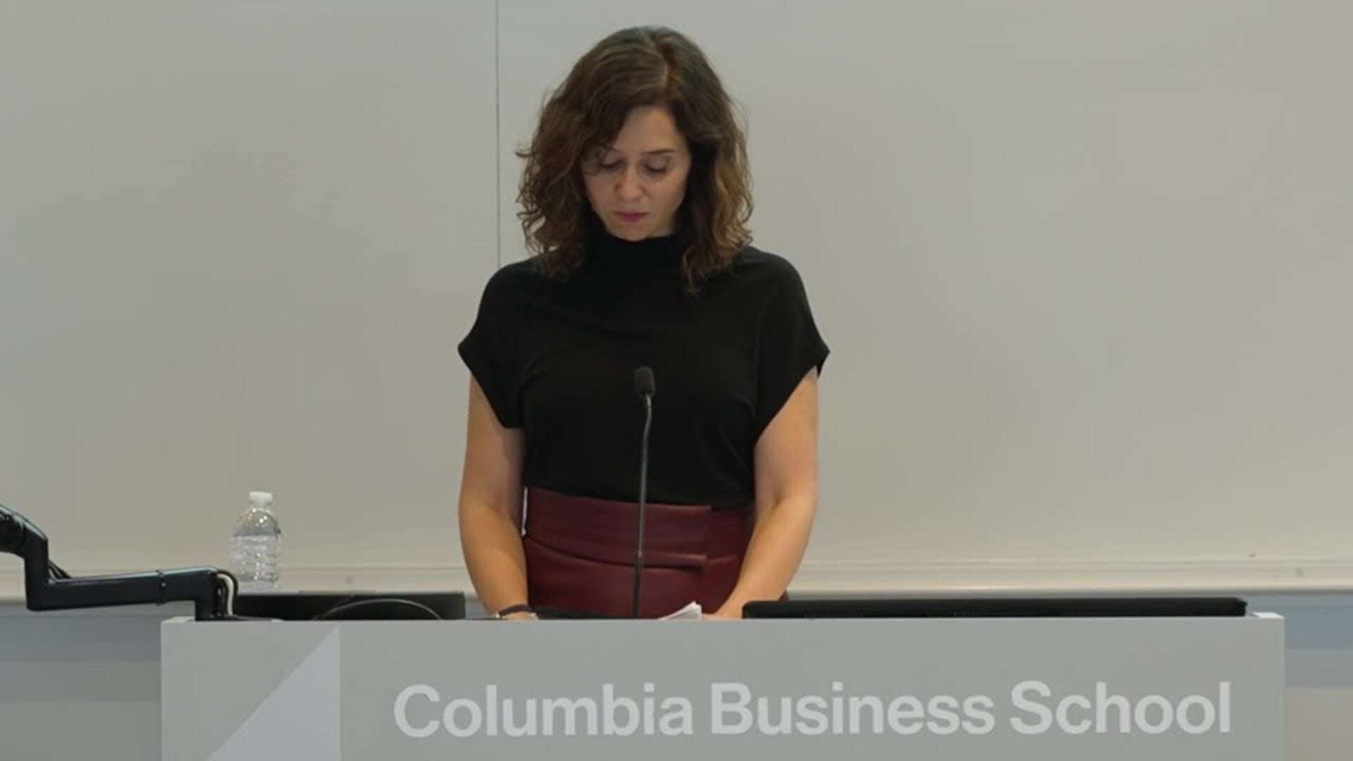 Ayuso reivindica en Nueva York la Hispanidad frente "a mentiras de algunos"