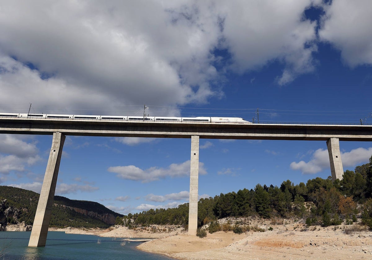 Estado del embalse de Contreras el pasado noviembre.