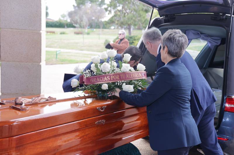 El funeral de Paco Arévalo, en imágenes