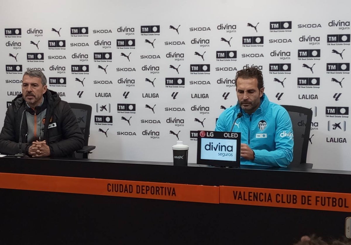 Baraja, en la rueda de prensa de este viernes en la ciudad deportiva de Paterna.