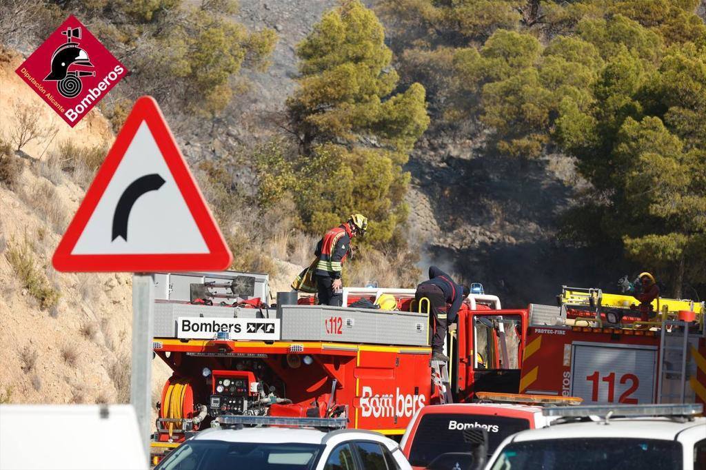 Fotos del incendio forestal en Altea