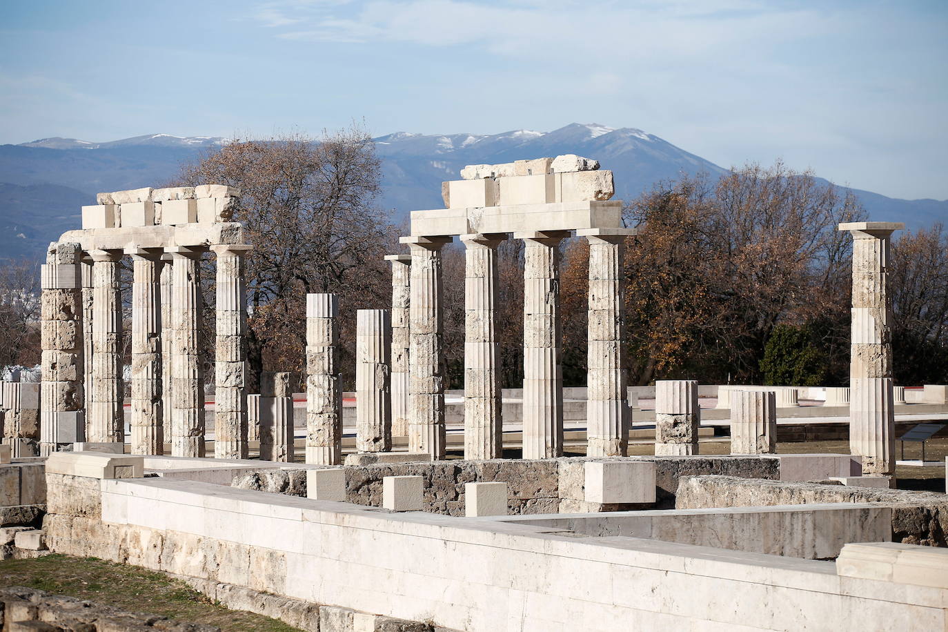 Grecia inaugura el espectacular palacio restaurado de Filipo II