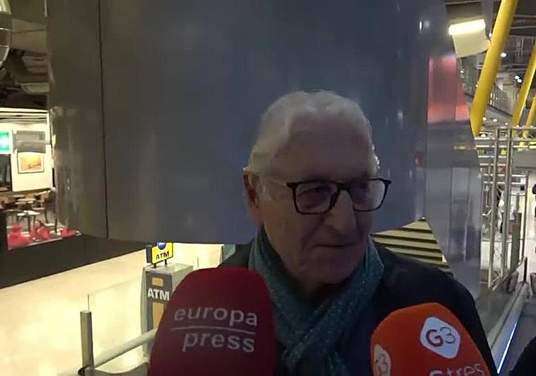 Las amistades del rey Juan Carlos llegan a España tras su fiesta de cumpleaños