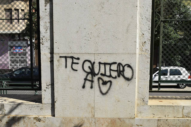 Fotos del abandono en el mercado de Abastos de Valencia