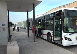 Bus con servicio «Connecta Metro».