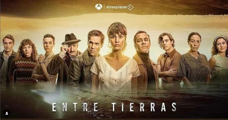 Los personajes principales de 'Entre tierras'.