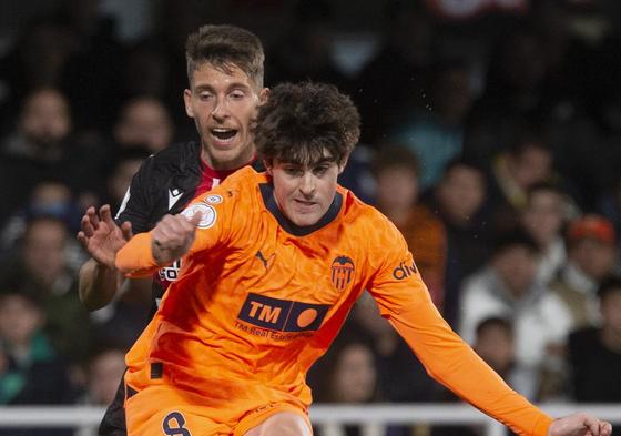 Javi Guerra, durante el partido de Copa ante el Cartagena.