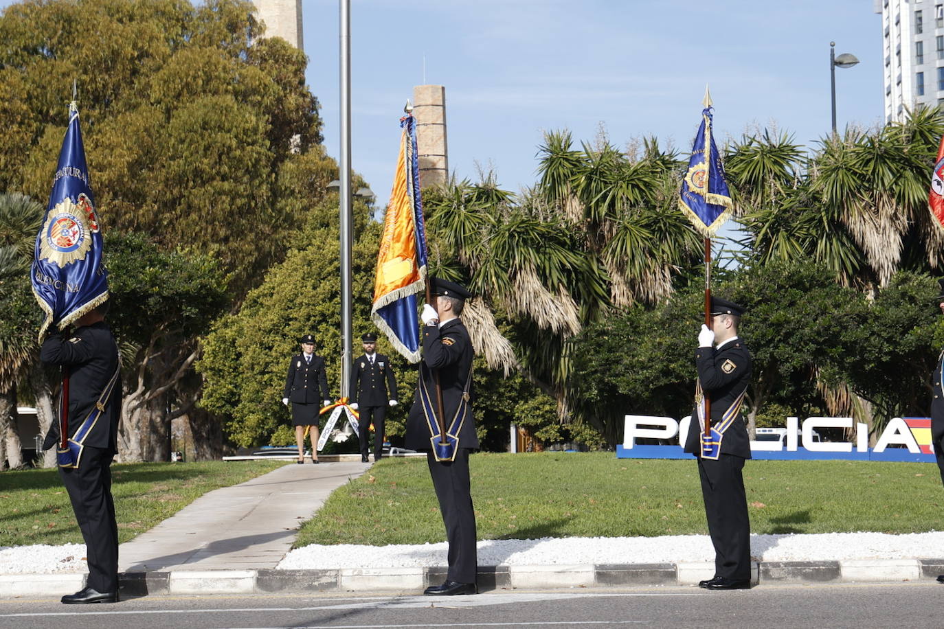 Todas las imágenes de la celebración del bicentenario de la Policía Nacional en Valencia