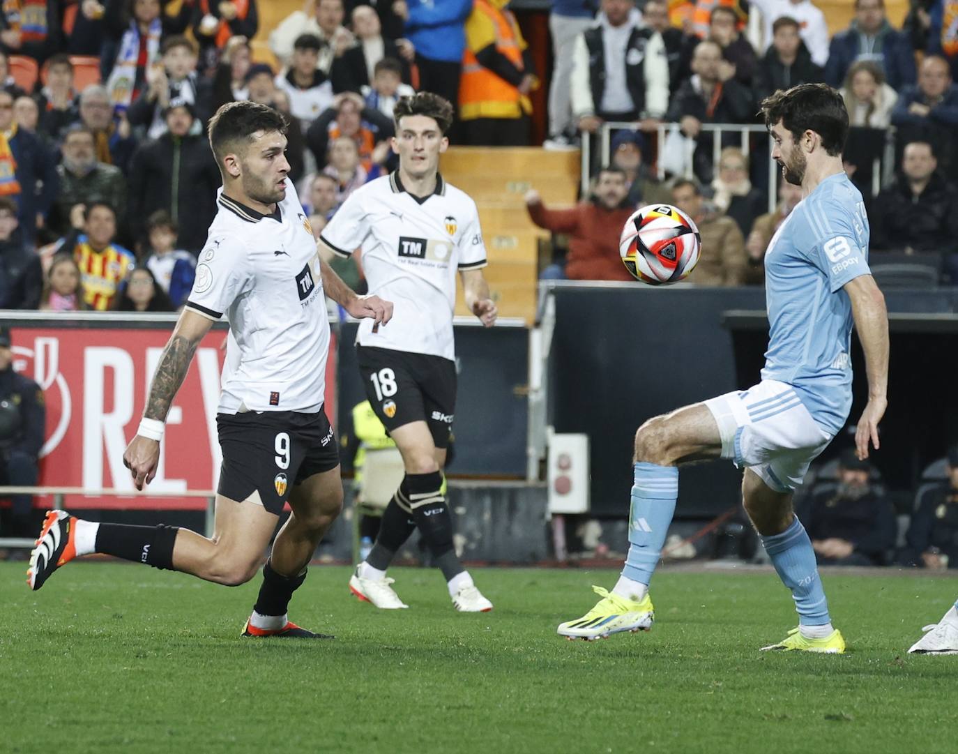 Las mejores imágenes del Valencia CF - RC Celta de Copa del Rey