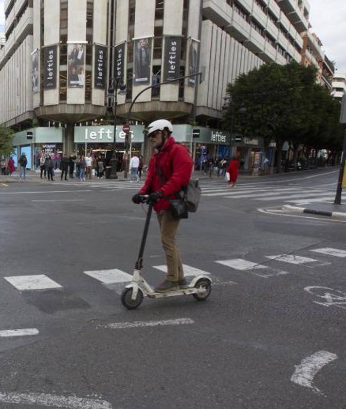 Imagen secundaria 2 - Tres de los carriles bici que deben ser examinados.