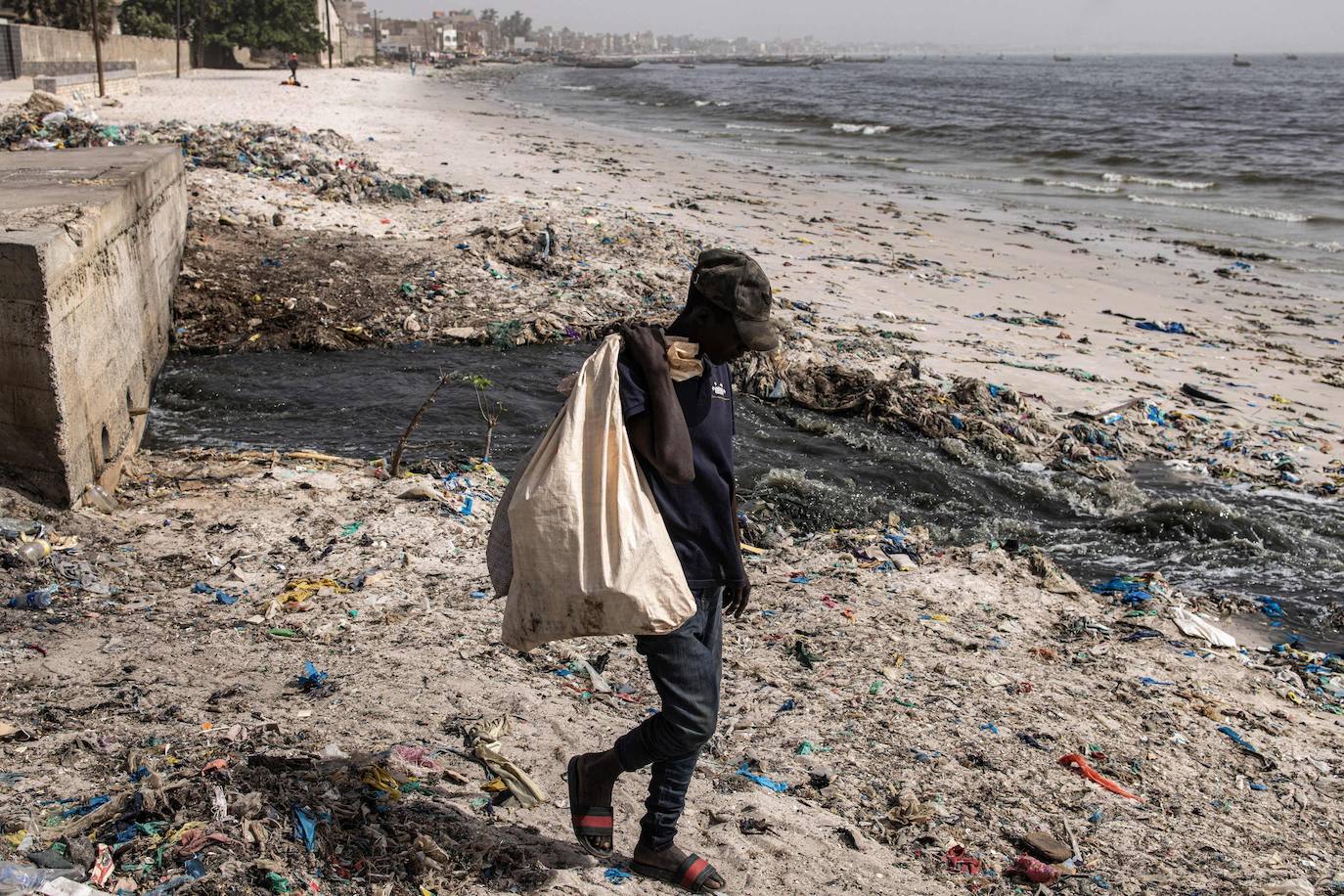 Hann Bay, la cara B de Dakar: de paraíso a vertedero