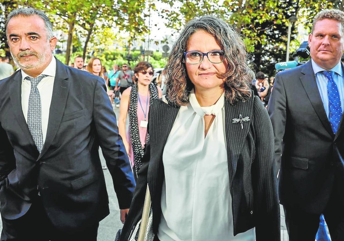 Mónica Oltra, en su llegada a la Ciudad de la Justicia.