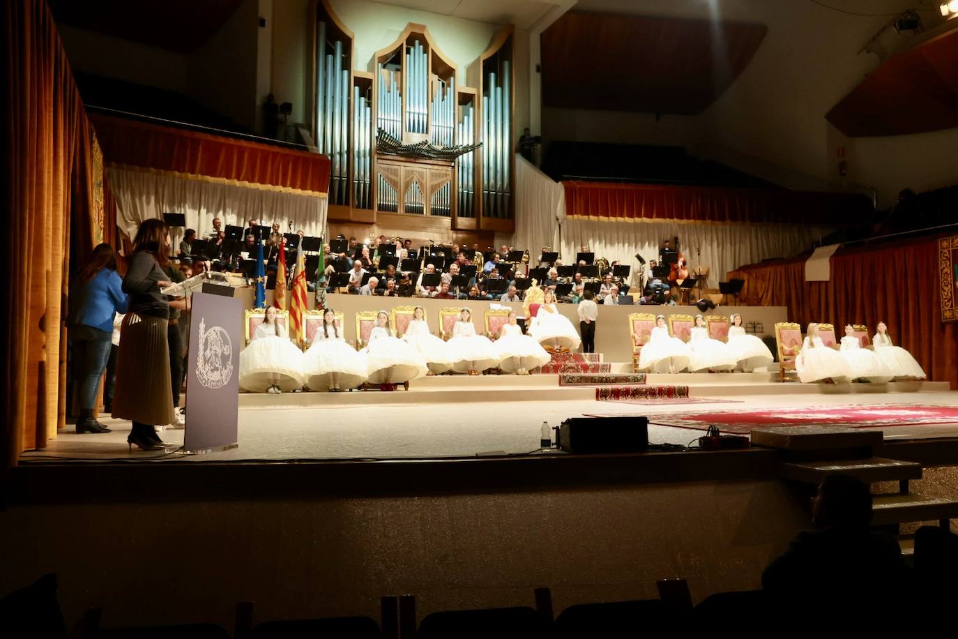 Ensayo de la exaltación de las falleras mayores de Valencia