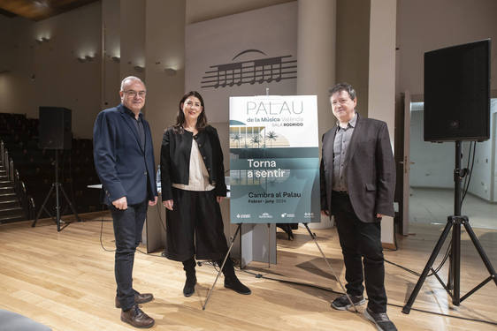 Vicent Llimerá, Casandra Didu y Joan Enric Lluna, durante la presentación del nuevo ciclo de cámara del Palau de la Música.