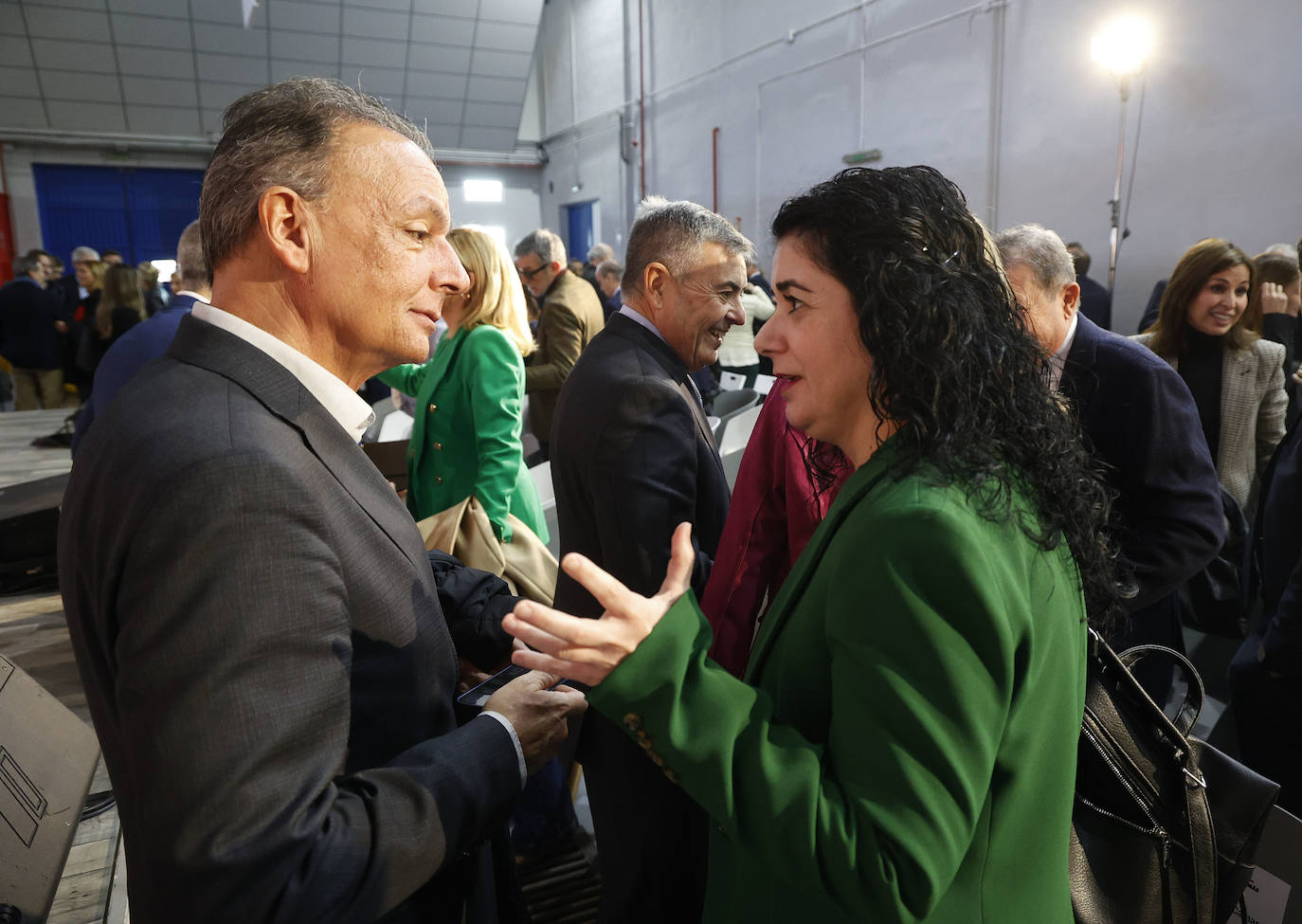 Fotos: la sociedad y los empresarios valencianos se vuelcan con la iniciativa &#039;Somos más&#039; de LAS PROVINCIAS