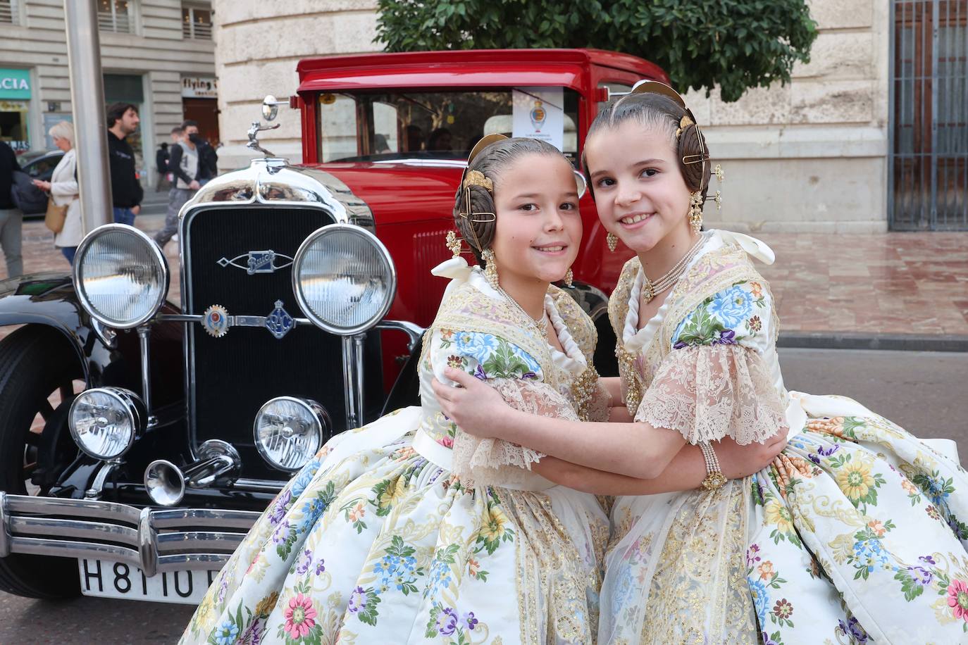 La exaltación de Marina García, fallera mayor infantil de Valencia 2024, en imágenes