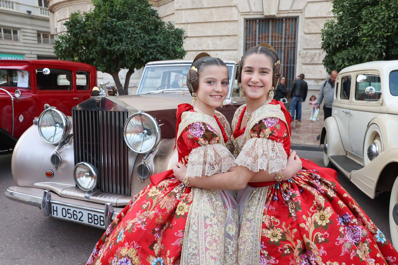 La exaltación de Marina García, fallera mayor infantil de Valencia 2024, en imágenes