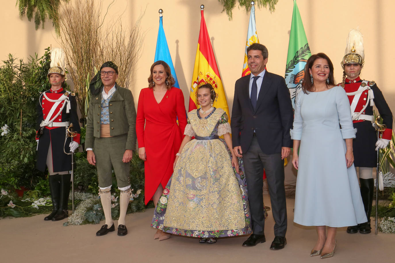 La exaltación de Marina García, fallera mayor infantil de Valencia 2024, en imágenes