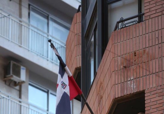 Fachada del consulado de la República Dominicana en Valencia.