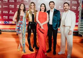 La alfombra naranja da el pistoletazo de salida al Benidorm Fest 2024