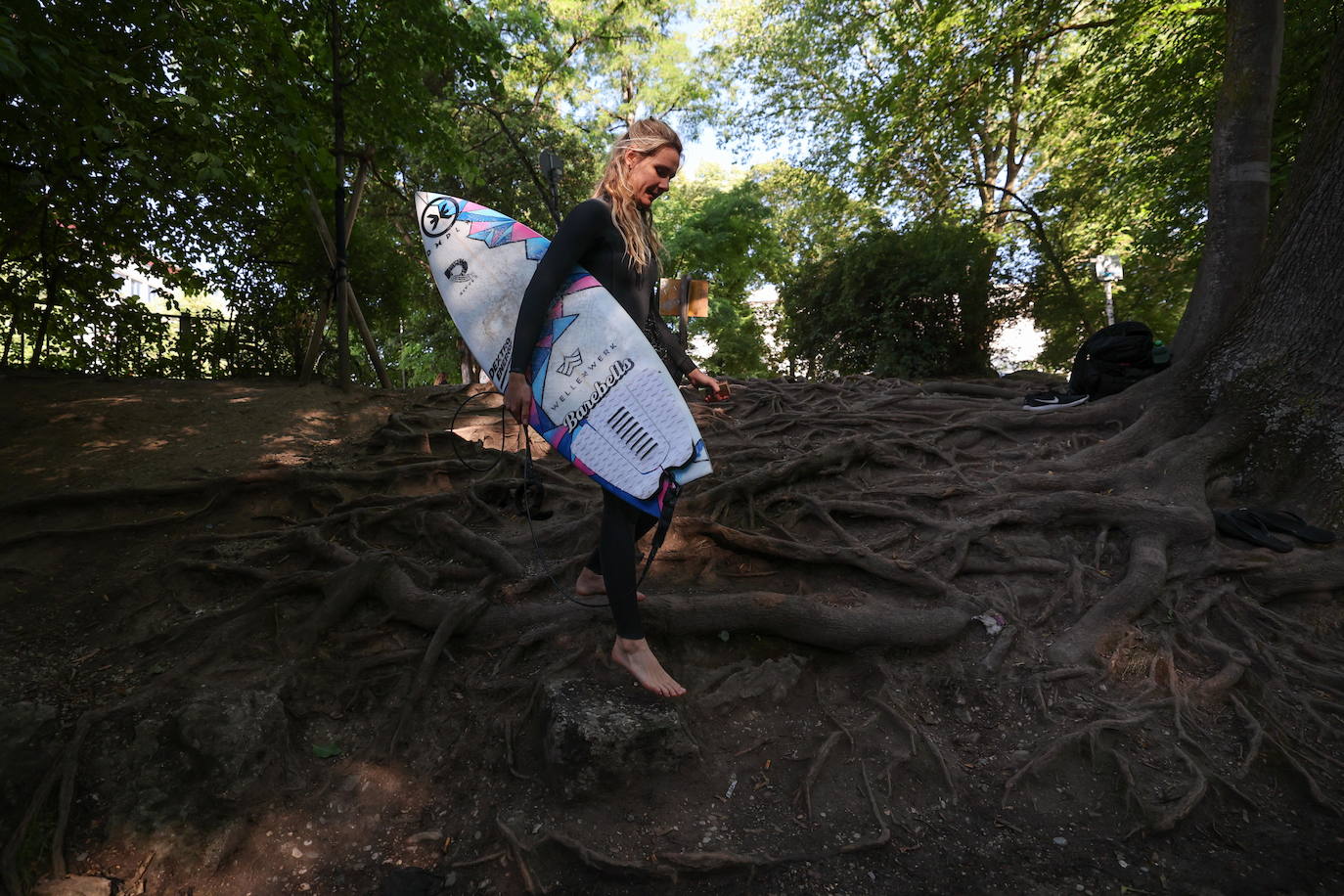 La experiencia única de surfear en pleno centro de Múnich