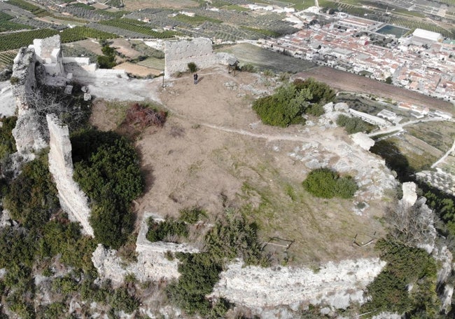 Vista aérea de los restos de Castell.