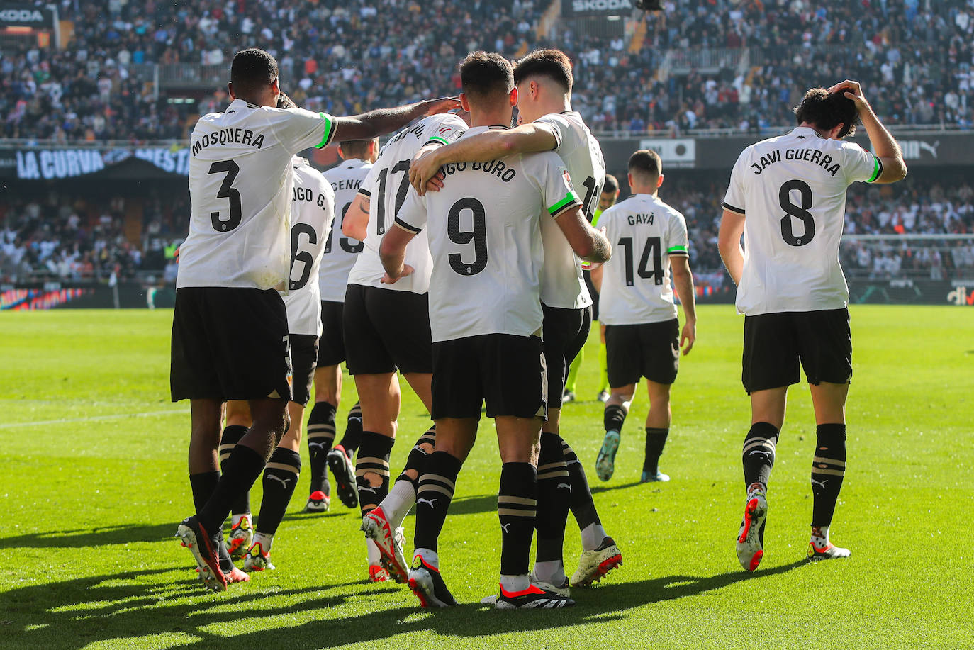 Las mejores imágenes del partido Valencia CF - Almería