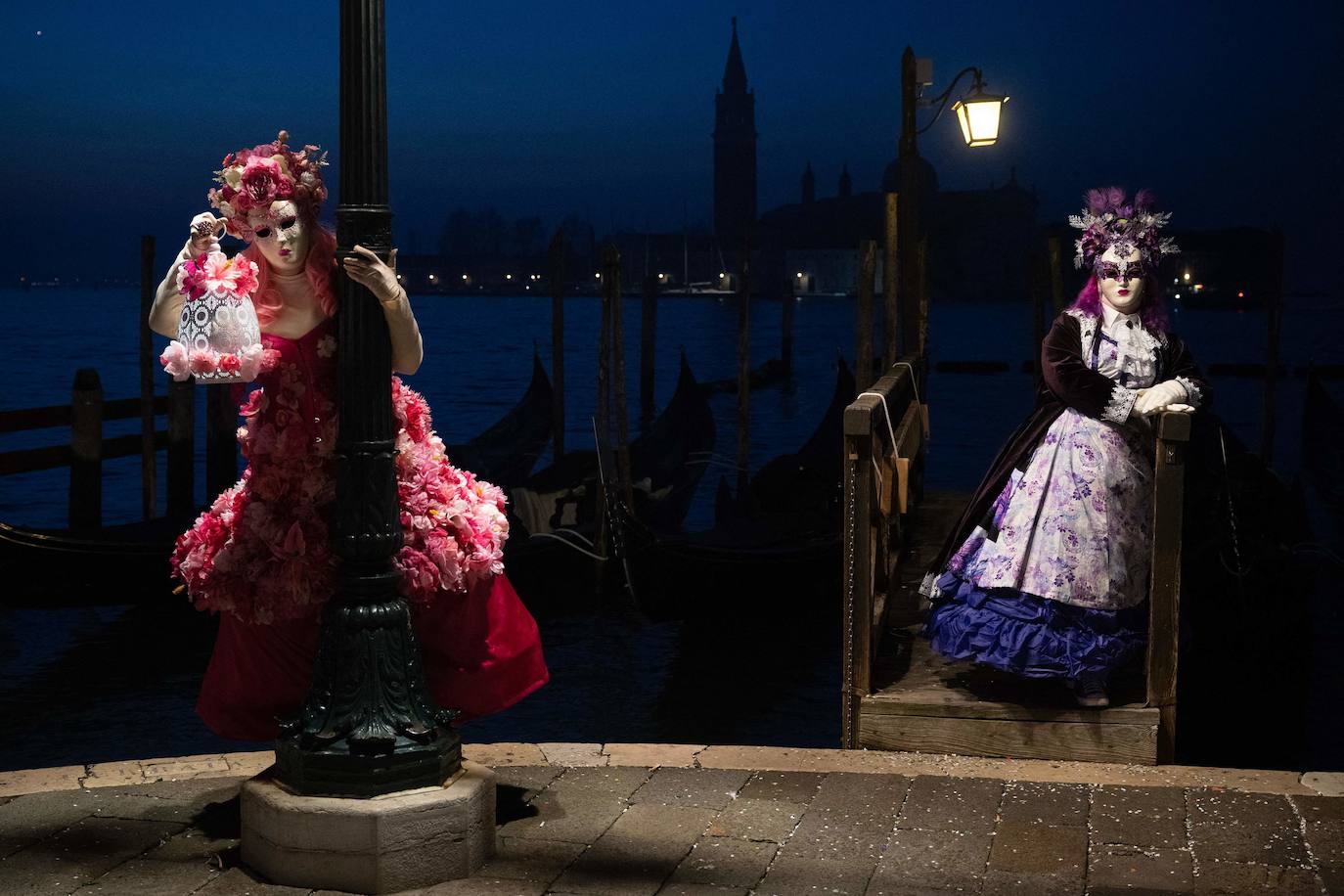 Noche de máscaras en Venecia