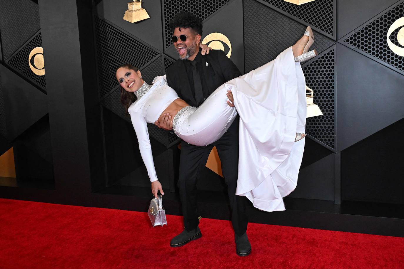 La alfombra roja de los premios Grammy 2024