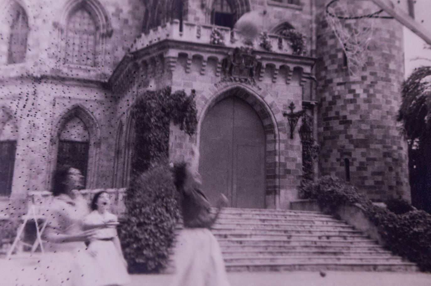 Los apellidos vinculados a la Pagoda, el emblemático edificio frente al cauce