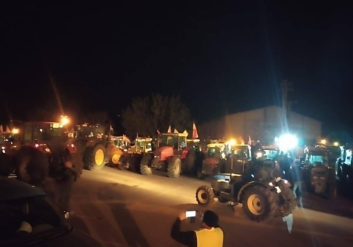 Así ha sido la salida de tractores hacia Valencia