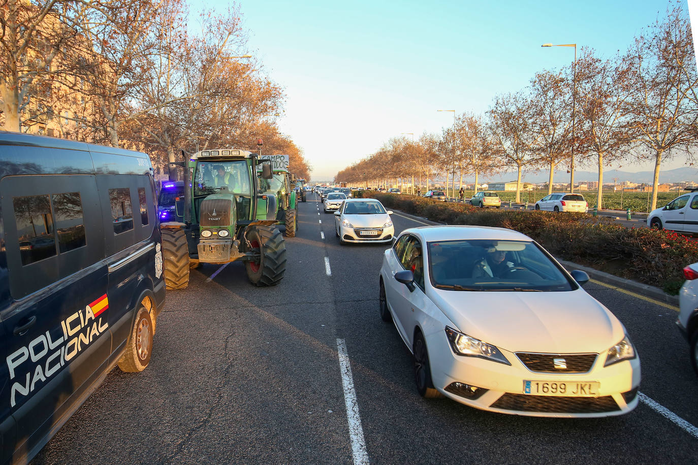 Fotos de la tractorada en Valencia y el resto de España