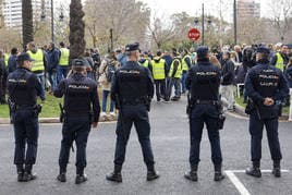 Concentración frente a la sede de Delegación del Gobierno en Valencia.