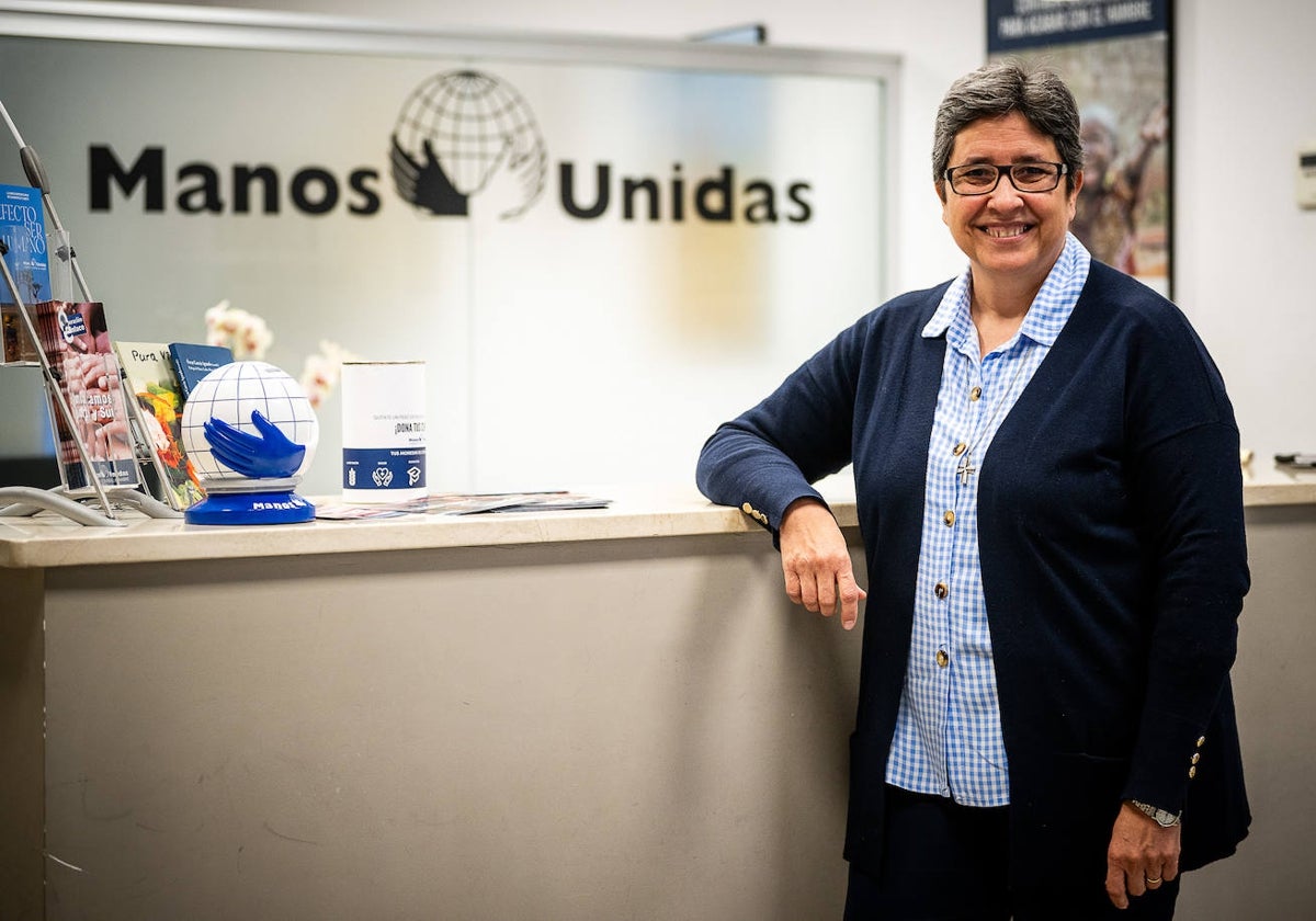 Cristina Antolín en la sede de Manos Unidas de Valencia.