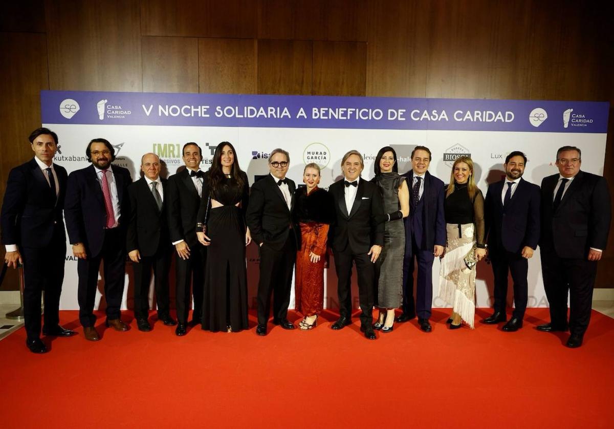 Carlos Villán, Josep Viosques, Javier Ortiz, Fernando Valle, Lourdes Vañó, Pablo Jordán, Ana García-Conde, Antonio Jordán, Beatriz Maset, Joan M. Ibáñez, Paula Sáez, Nacho Gil y Paco Vallejo.