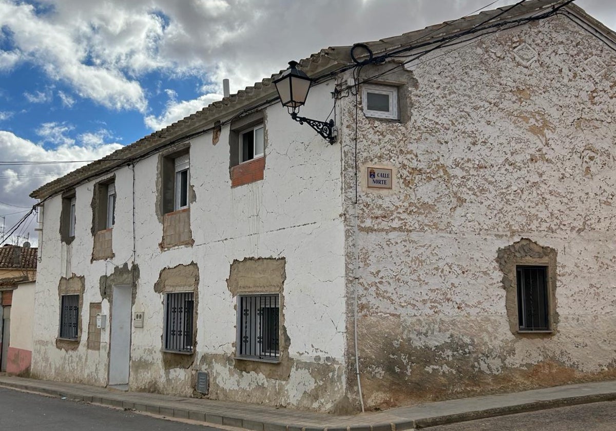 La casa en obras donde se ha registrado el trágico suceso.